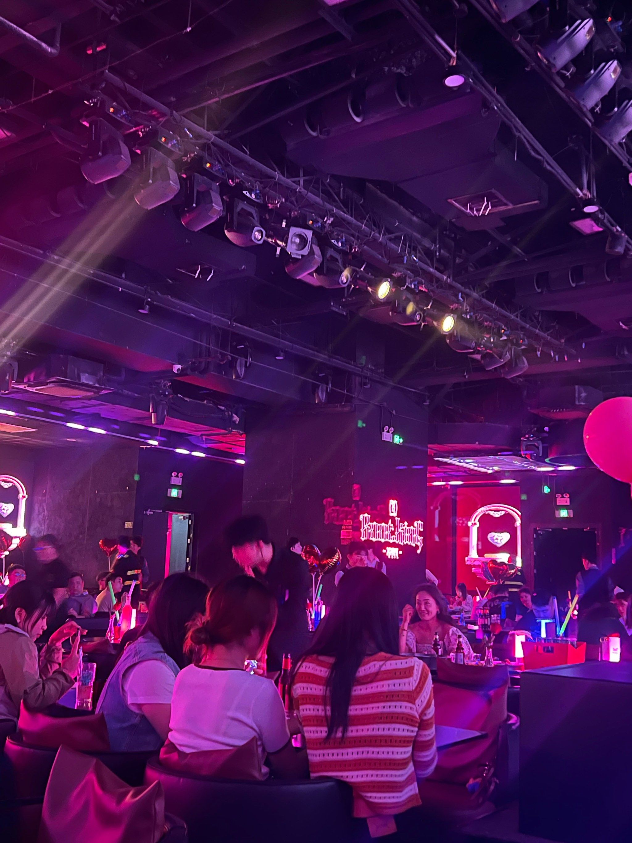 临沧商务KTV，尽显商务风采-永德县ktv预订